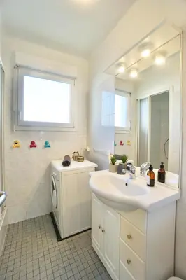 Salle de bains dans l'établissement La Baie