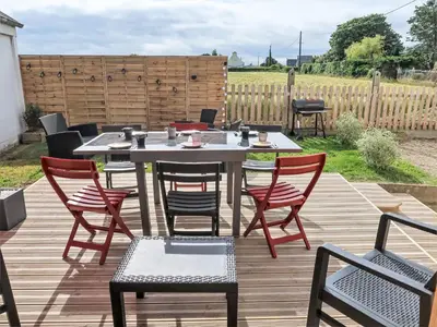 Terrasse ou espace extérieur de l'établissement Holiday Home Chez Pascaline by Interhome