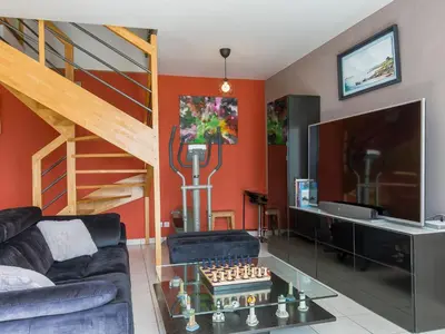 Télévision ou salle de divertissement dans l'établissement Holiday Home Portsall Paradise by Interhome