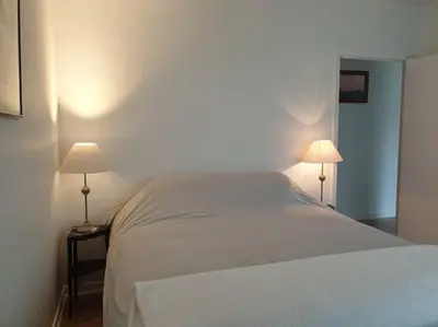 Un ou plusieurs lits dans un hébergement de l'établissement Maison à Roscoff à 150 m de la thalasso et des plages
