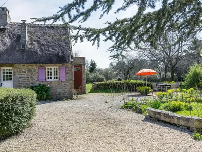 Jardin de l'établissement Holiday Home Chaumiere Natelliou by Interhome
