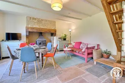 Télévision ou salle de divertissement dans l'établissement HAMEAU DE LEIGNOUA