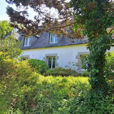 Jardin de l'établissement L'échappée, Chambres et Tables d'hôtes