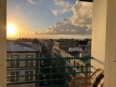 Balcon ou terrasse dans l'établissement Vue mer / Jaurès-Centre-Ville / Appart Lumineux