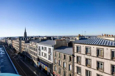 Vue générale sur Brest ou vue de la ville depuis l'appartement