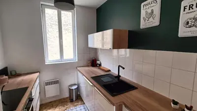 Cuisine ou kitchenette dans l'établissement Au Fil de soi