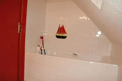 Salle de bains dans l'établissement Villa Ropartz