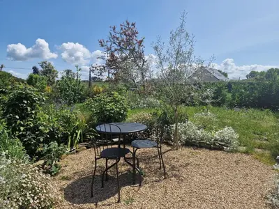 Jardin de l'établissement Holiday Home in Locquirec near Sandy Beaches