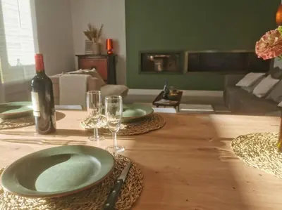Coin salon dans l'établissement Ker Tornaod Maison familiale avec accès direct à la mer