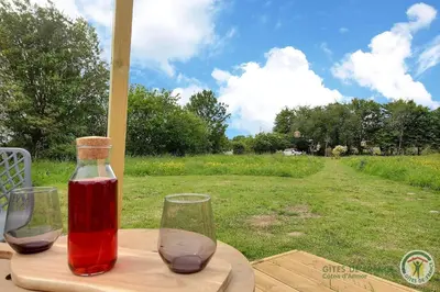 Boissons dans l'établissement La tente de kergomar