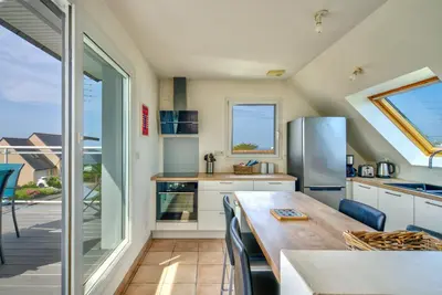 Cuisine ou kitchenette dans l'établissement Ty Jamamo - A 500m de la plage