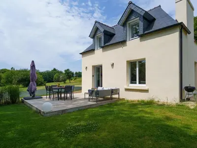Jardin de l'établissement Holiday Home Penhors by Interhome