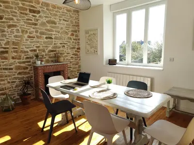 Coin salon dans l'établissement Maison Avel Dro Plogoff