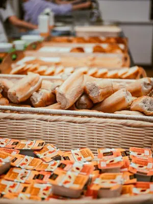 Nourriture dans l'auberge de jeunesse ou à proximité