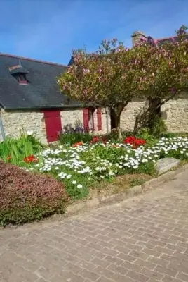 Jardin de l'établissement Belle longère à 500m de la mer