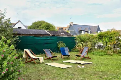 Jardin de l'établissement LocaLise - M26 - Ty Vakansou - Maison avec jardin au Guilvinec - Tout à pied, plage, port, centre - Wifi inclus - Draps inclus - Animaux non admis