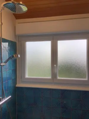 Salle de bains dans l'établissement Villa bord de mer