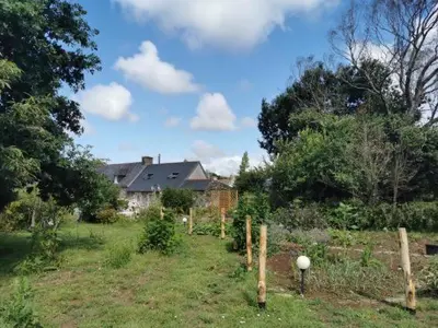 Jardin de l'établissement Les gîtes de Blandine