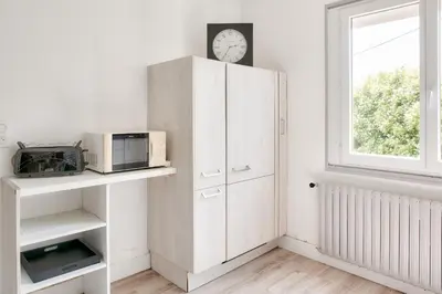 Cuisine ou kitchenette dans l'établissement Grands espaces à Plovan - 6 Personnes