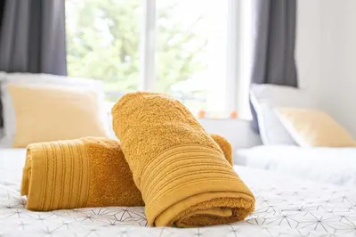 Un ou plusieurs lits dans un hébergement de l'établissement Ty Meham, à 700m de la plage et Meneham, grand terrain calme
