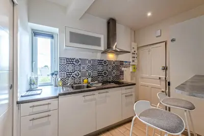 Cuisine ou kitchenette dans l'établissement Studio Christiane - en plein coeur de Roscoff
