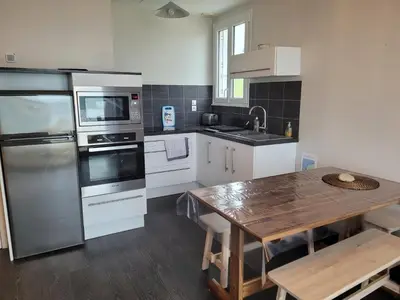 Cuisine ou kitchenette dans l'établissement Beach House - jusqu'à 5 personnes
