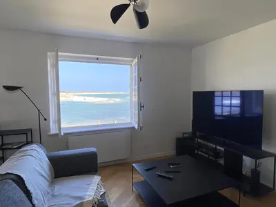 Télévision ou salle de divertissement dans l'établissement Villa Ster et Mer