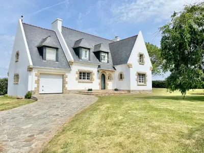 Plan de l'établissement LA VILLA STE ANNE - Wifi - Plages et bourg de Plonevez à 2 min