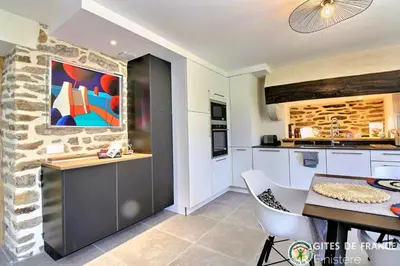 Cuisine ou kitchenette dans l'établissement Le Penty du Petit-Kerauret