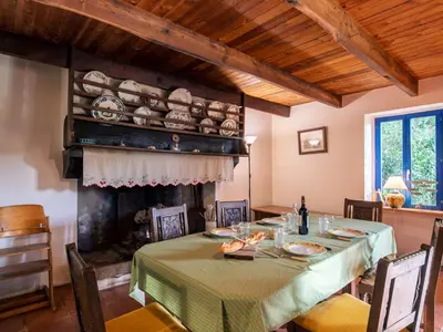 Coin salon dans l'établissement Holiday Home Le Petit Poirier by Interhome