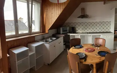 Cuisine ou kitchenette dans l'établissement Appartement complet 65 m2 avec terrasse sud 18 m2