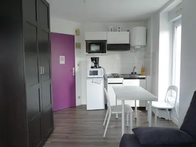Cuisine ou kitchenette dans l'établissement Résidence Albert Premier