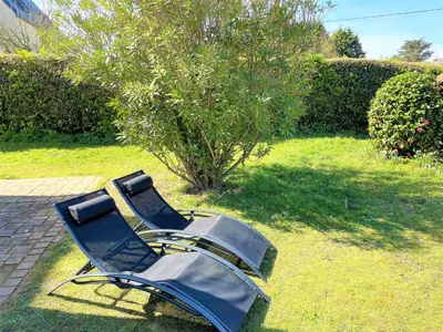 Jardin de l'établissement Helles Ferienhaus mit wunderschönem Meerblick