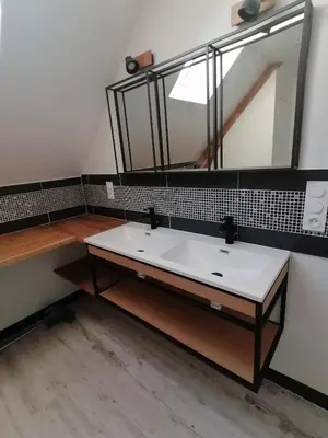 Salle de bains dans l'établissement Le tie-break