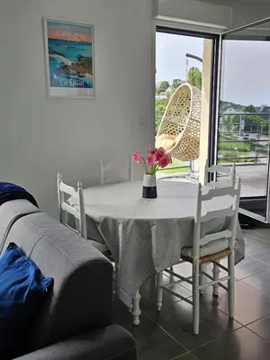 Coin salon dans l'établissement VIKI - THALASSO CONCARNEAU - 2 à 4 personnes