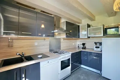 Cuisine ou kitchenette dans l'établissement Kêr Melen