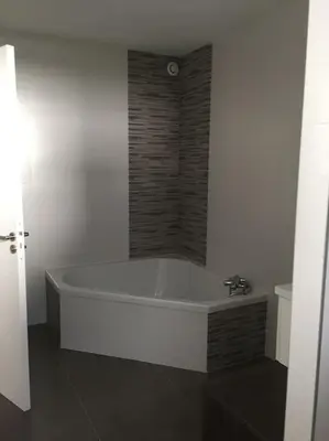 Salle de bains dans l'établissement Maison contemporaine 8 personnes Bénodet