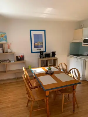 Cuisine ou kitchenette dans l'établissement Appartement T3 équipé