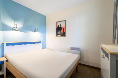 Un ou plusieurs lits dans un hébergement de l'établissement Résidence Cap Azur - maeva Home - Appartement 2 Pièces 5 Personnes - Sélection MAE-6707