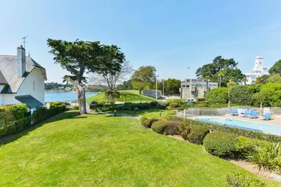 Piscine de l'établissement Le Cap Glénan - maeva Home - 2 Pièces 5 Personnes Sélection MAE-5639 ou située à proximité