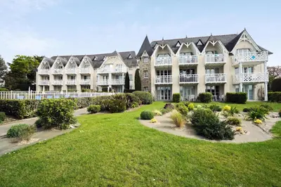 Jardin de l'établissement Le Cap Glénan - maeva Home - Appartement 2 Pièces 5 Personnes - Sélection MAE-7427