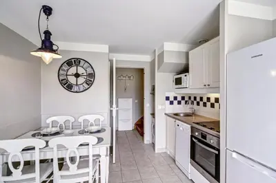 Cuisine ou kitchenette dans l'établissement Résidence Cap Marine - maeva Home - Duplex 2 Pièces 4 Personnes - Sélection MAE-1676