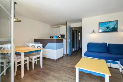 Cuisine ou kitchenette dans l'établissement Résidence Cap Azur - maeva Home - Appartement 3 Pièces 6 Personnes - Confort MAE-1051