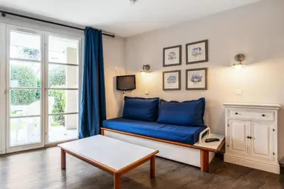 Coin salon dans l'établissement Le Cap Glénan - maeva Home - Appartement 2 Pièces 4 Personnes - Confort MAE-4243