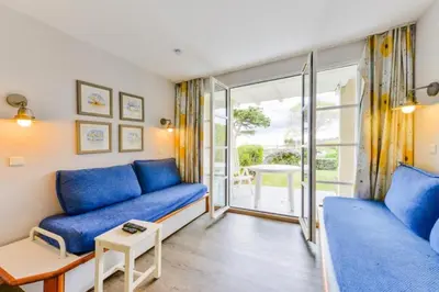 Coin salon dans l'établissement Le Cap Glénan - maeva Home - 2 Pièces 5 Personnes Confort MAE-5648