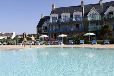 Piscine de l'établissement Résidence Cap Marine - maeva Home - 2 Pièces 5 Personnes Confort MAE-1193 ou située à proximité