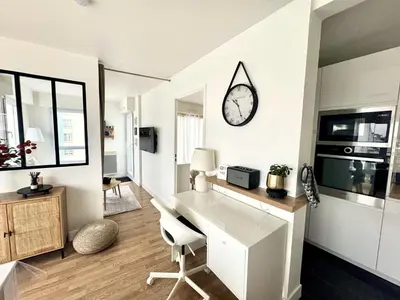 Cuisine ou kitchenette dans l'établissement Escale de Charme à Brest - Hypercentre