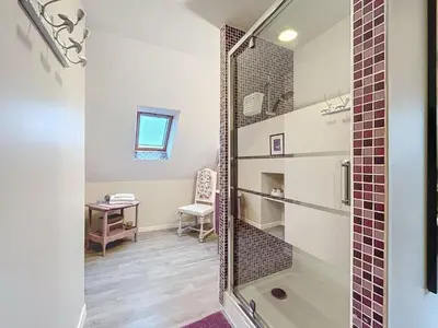 Salle de bains dans l'établissement La Ferme de Kerraoul