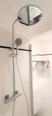 Salle de bains dans l'établissement Harmonia proche du centre et de Gourvily