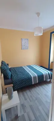 Un ou plusieurs lits dans un hébergement de l'établissement Maël-Carhaix location Maison 4 chambres